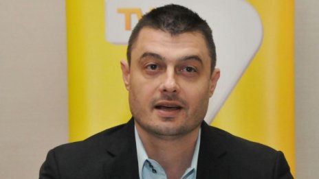 Взимам 8 бона на месец чисто, призна си Бареков 