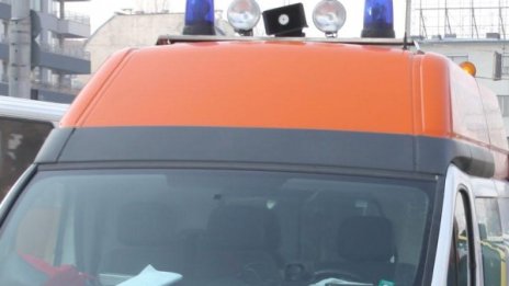 Самозапалилият се мъж от Радневo е в клинична смърт