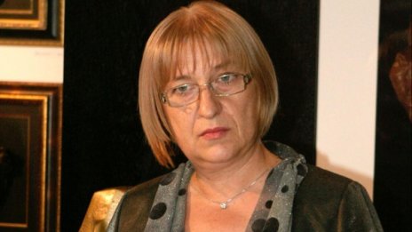 Цачева - най-стиснатият шеф на парламента