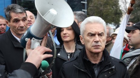 Райков е виновен за сестрите ни в Либия!