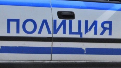 Спипаха перверзници, карали деца да се събличат пред камера в нета