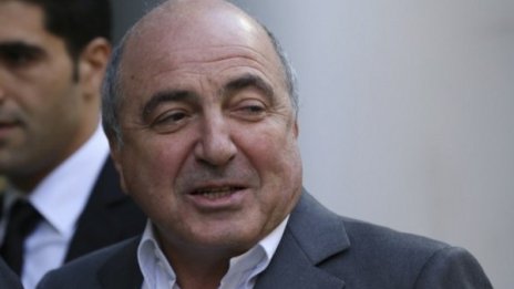 Олигархът Борис Березовски е намерен мъртъв във ваната 