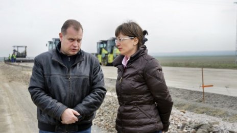 Строителството на „Тракия“ зациклило на края