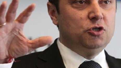 Янев ще брани закона за публичност на имуществото