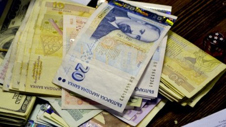 Заработил 14,3 млн. за година, че и данъчен отличник! 