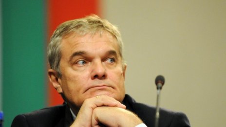 Служебният кабинет също е подслушван, обяви Петков