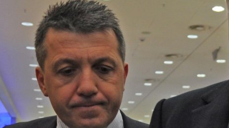 Махат шефа на Агенцията по храните