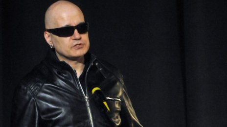 Слави Трифонов плаща 7 бона заради обиди към Сидеров 