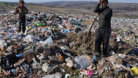 Мобилен пункт ще събира опасните отпадъци от домакинствата 