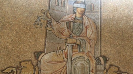 ВСС трябва да прогледне за зависимостите в системата