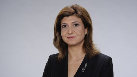 Държавата ни се управлява като бащиния!