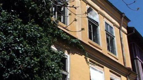 Възрожденски сгради в Стария Пловдив застрaшават туристите