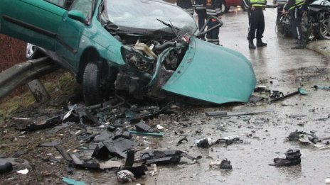 Един загинал при катастрофи през денонощието 