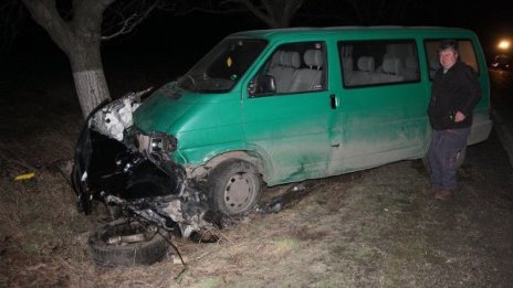 Двама загинали в катастрофи за денонощие