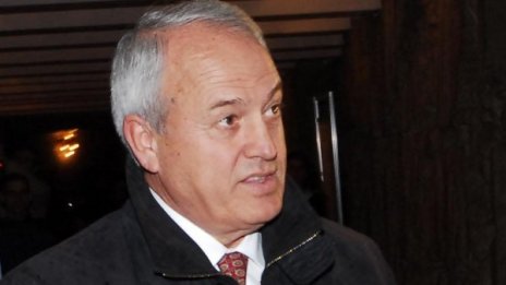 Цацаров е като месия в правораздаването!