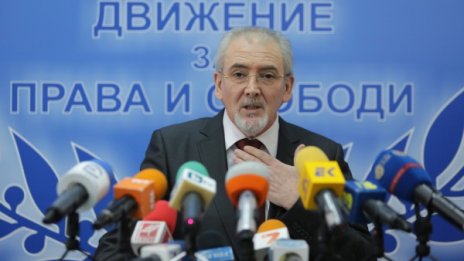 ГЕРБ незабавно да върне мандата, зове Местан 