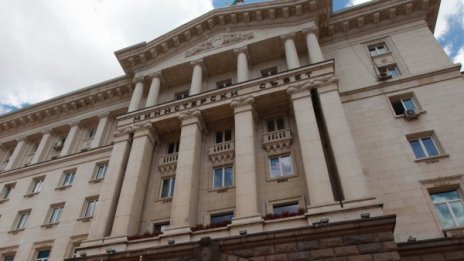 Кабинетът освободи 7 областни управители, вече са депутати