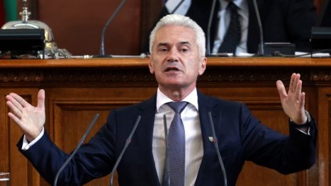 Сидеров надмина себе си, възмутиха се от ГЕРБ