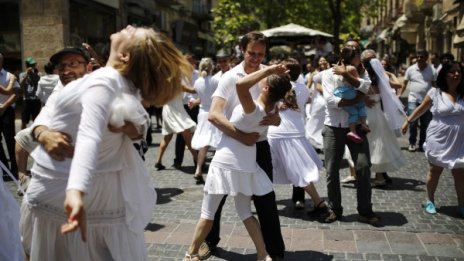 За дълъг брак &ndash; търсете си жена в нета