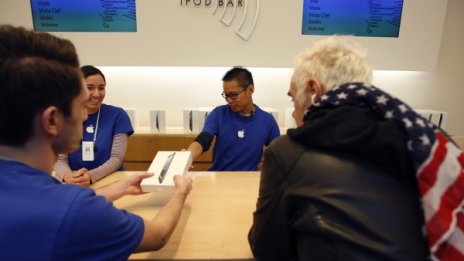 Шок за Apple –  без стари модели iPhone и iPad в САЩ