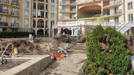 Тревожни данни: Кои са застрашените по морето курорти от наводнение? 