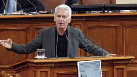 Борисов е комплексиран, договаря се с БСП и ДПС, рече Сидеров 