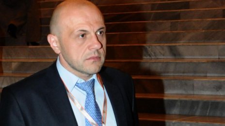 Политикантски коментари не отиват на вицепремиер!
