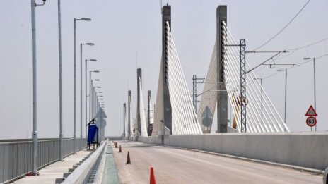 От ?6 до 37 – таксите за движение по Дунав мост 2