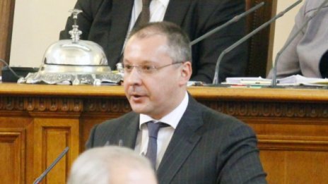 Станишев пое вината за Пеевски: Извинявайте! 