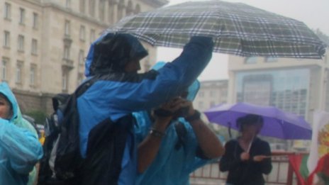 Протестиращите отново блокираха Орлов мост