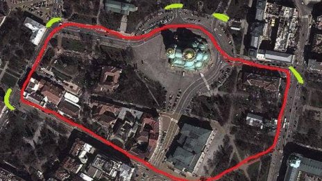 Какво чакаме утре? Флашмоб, късметчета, престилки!