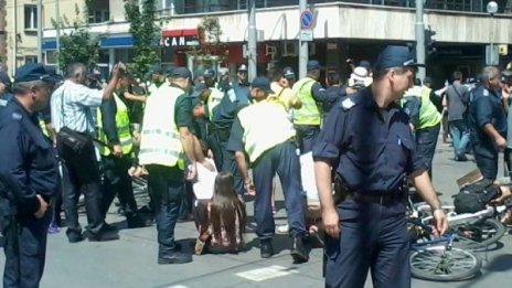 135 отведени в РПУ-та от началото на протестите 