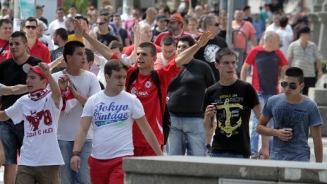 Фенове на ЦСКА на протестно шествие в София