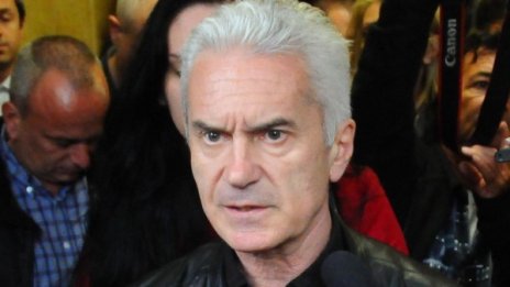 Депутатите взеха етиката от Сидеров