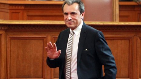 Да си ходи ли Орешарски? София &ndash; "да", селото &ndash; "не"!