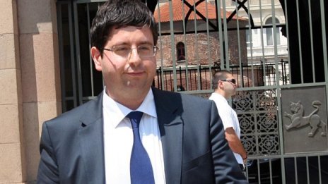 Чобанов прави клуб на финансовите министри, кани и Дянков