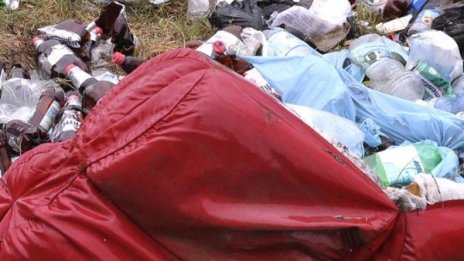 Червени боклуци (истински) за Бузлуджа 