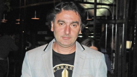 Всичко ще се решава "наесен с песен", смята Мартин Захариев