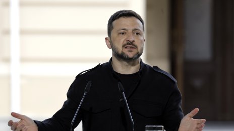 Украйна е “готова на всякакви опции” и подготвя възможни разговори между Зеленски и Путин