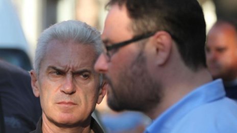 "Атака": Отсъстващите депутати без заплати