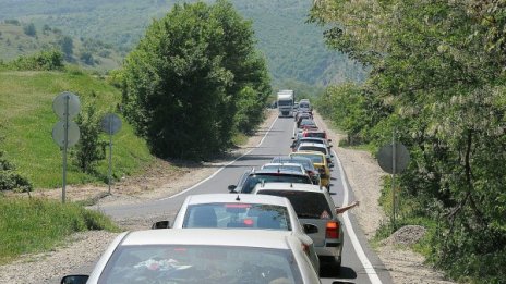 Граничарите на пост: 500 хиляди хукват към Гърция