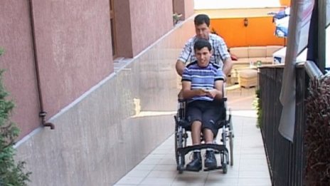 Обречени ли са децата с парализа у нас 