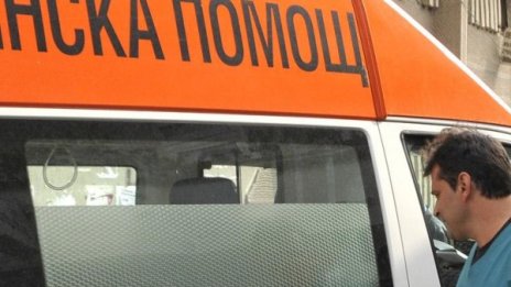 Камион блъсна 13-годишна на пешеходна пътека
