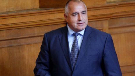 Сидеров не може повече да шикалкави!