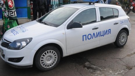 Двама отмъкнали близо 10 000 лева за "лечение"