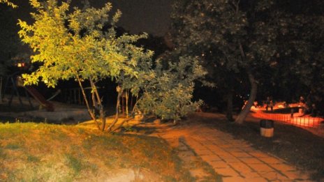 Самозапалилата се жена бере душа в болницата 