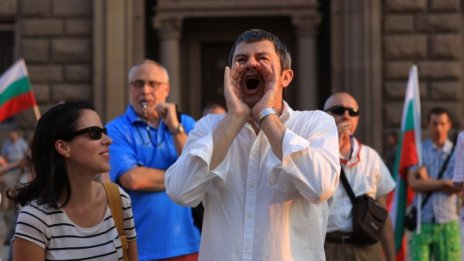  #ДАНСwithme - два месеца викове "Оставка"