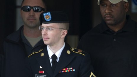 Произнасят присъдата на Брадли Манинг – информатора на Wikileaks