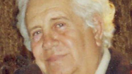 Полицията издирва 76-годишен дядо от "Дружба"