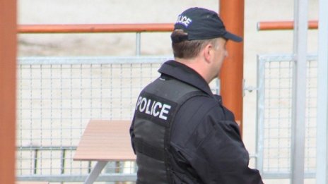 Трима души пострадаха след пиянски бой